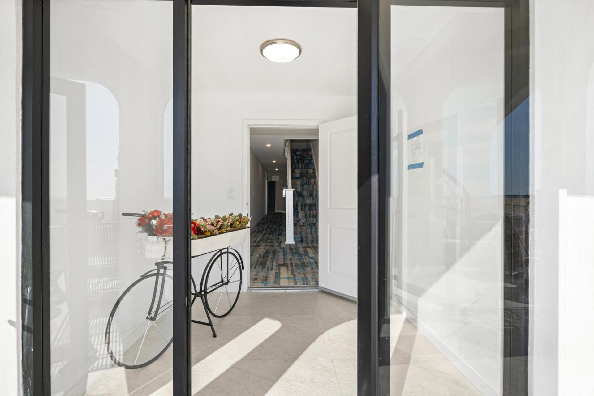 דירות ניופורט ביץ' 1628 West Oceanfront Oasis 8 מראה חיצוני תמונה